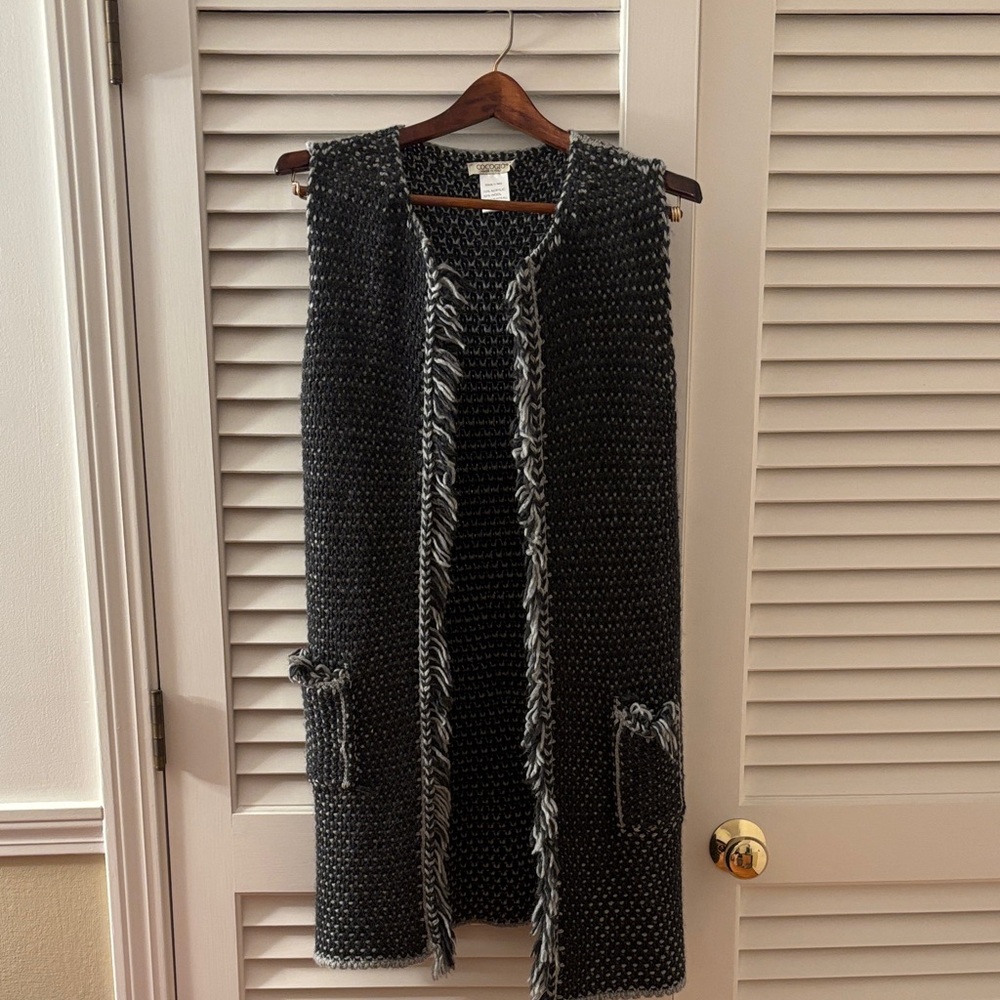 Black and Gray Knit Vest